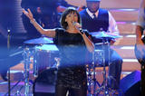 th_35138_Preppie_-_Natalie_Imbruglia_performs_on_the_X-Factor_in_Milan_-_November_4_2009_0105_122_469lo.jpg