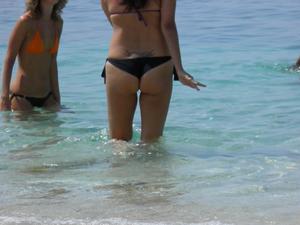 Greek Beach Girls Bikini-l3e9qnr0m2.jpg